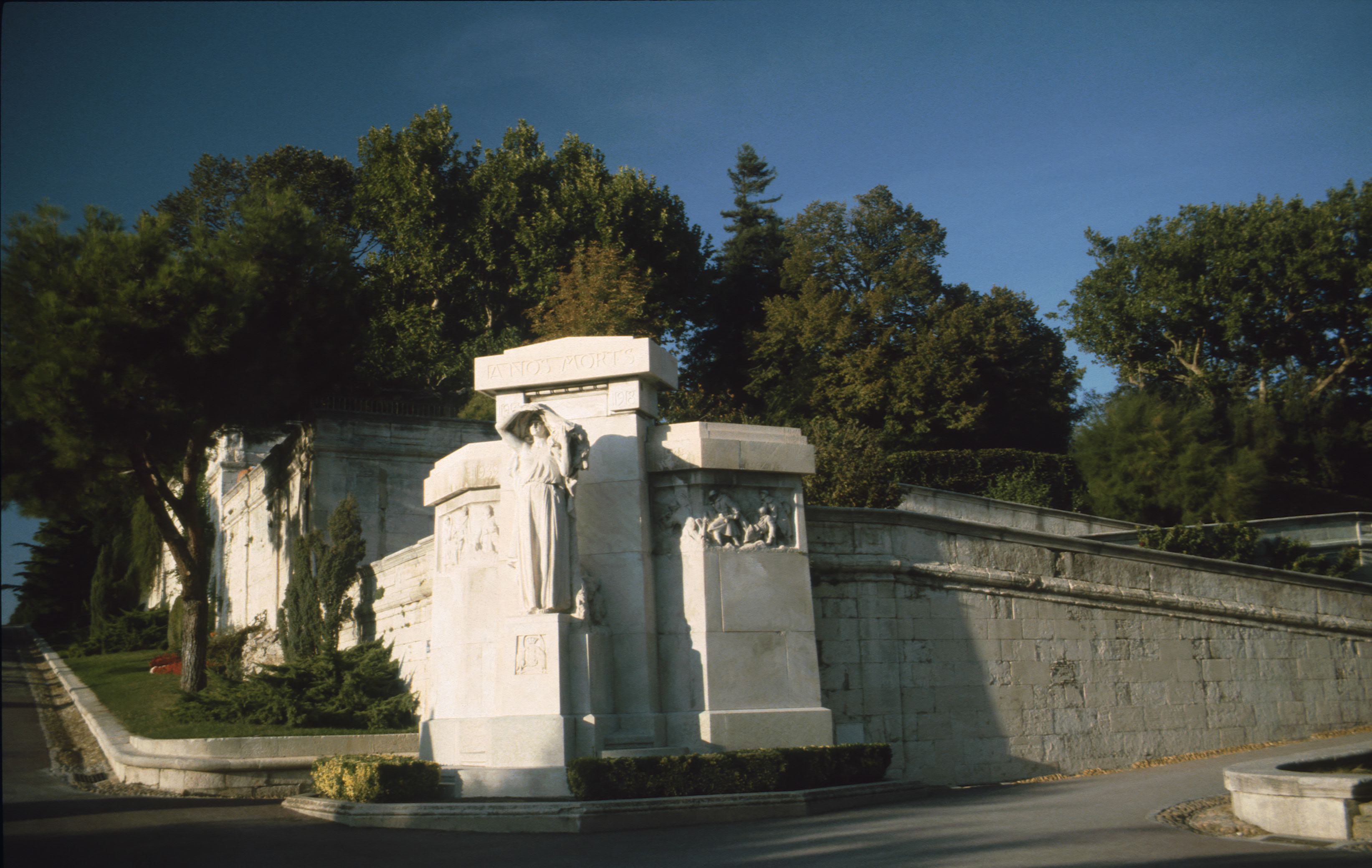1991 FraB 19.jpg