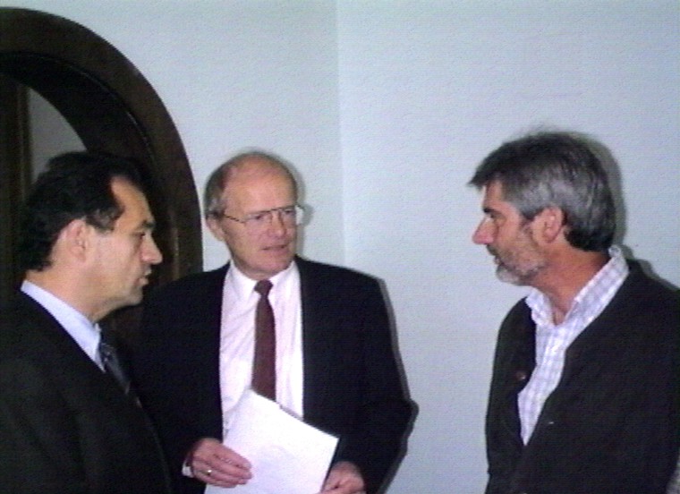 1996 Eröffnung der 10-Oktoberstraße.JPG